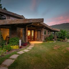 The Cavern Cave Cottage w/ Hot Tub & Scenic Views