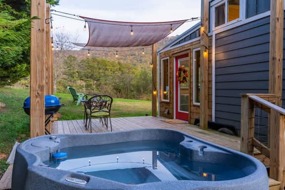 Magnolia Tiny Home - Hot Tub and Mountain Views - Image 2