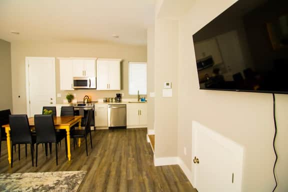 Southside Station- 2 bedroom, 2.5 bath townhome - Image 3