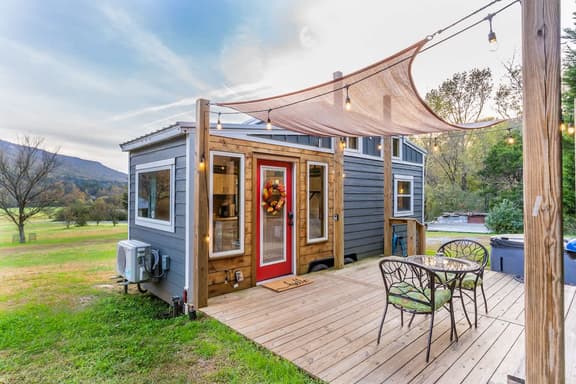 Magnolia Tiny Home - Hot Tub and Mountain Views - Image 1