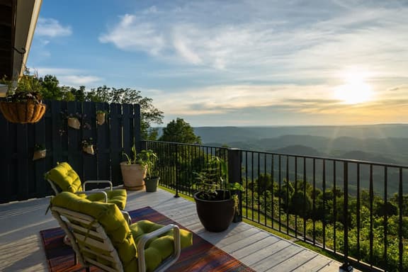 Lookout Mountain Brow Home. The Sunset House. - Image 1